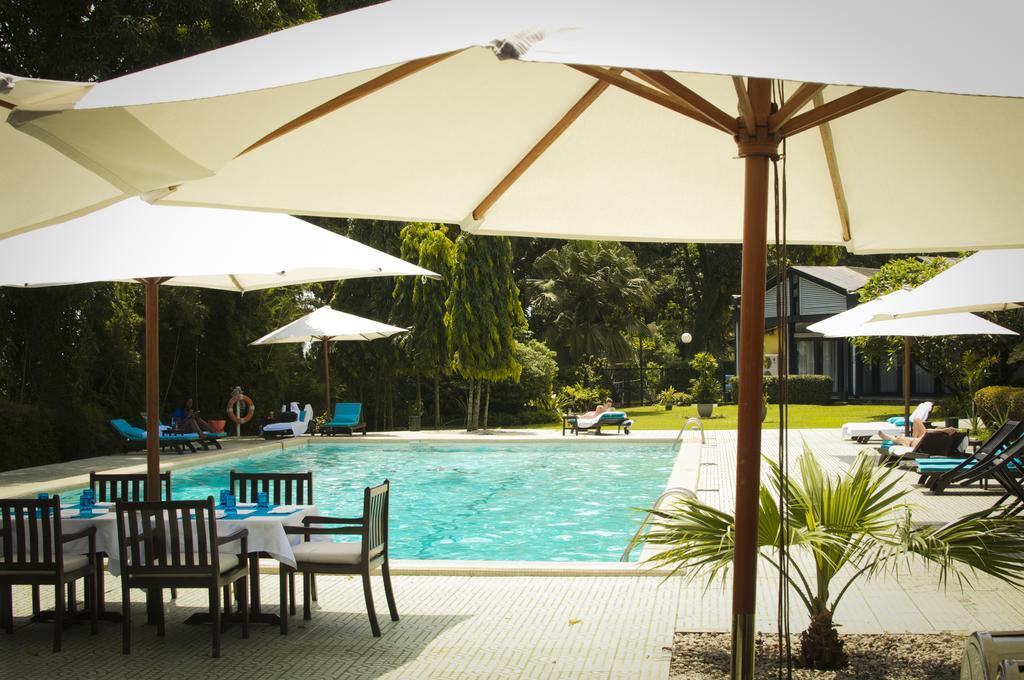 Douala Rabingha Hotel Buitenkant foto