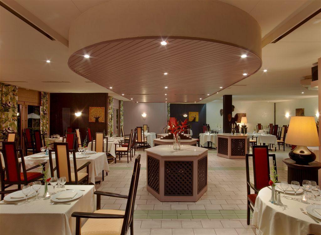 Douala Rabingha Hotel Buitenkant foto