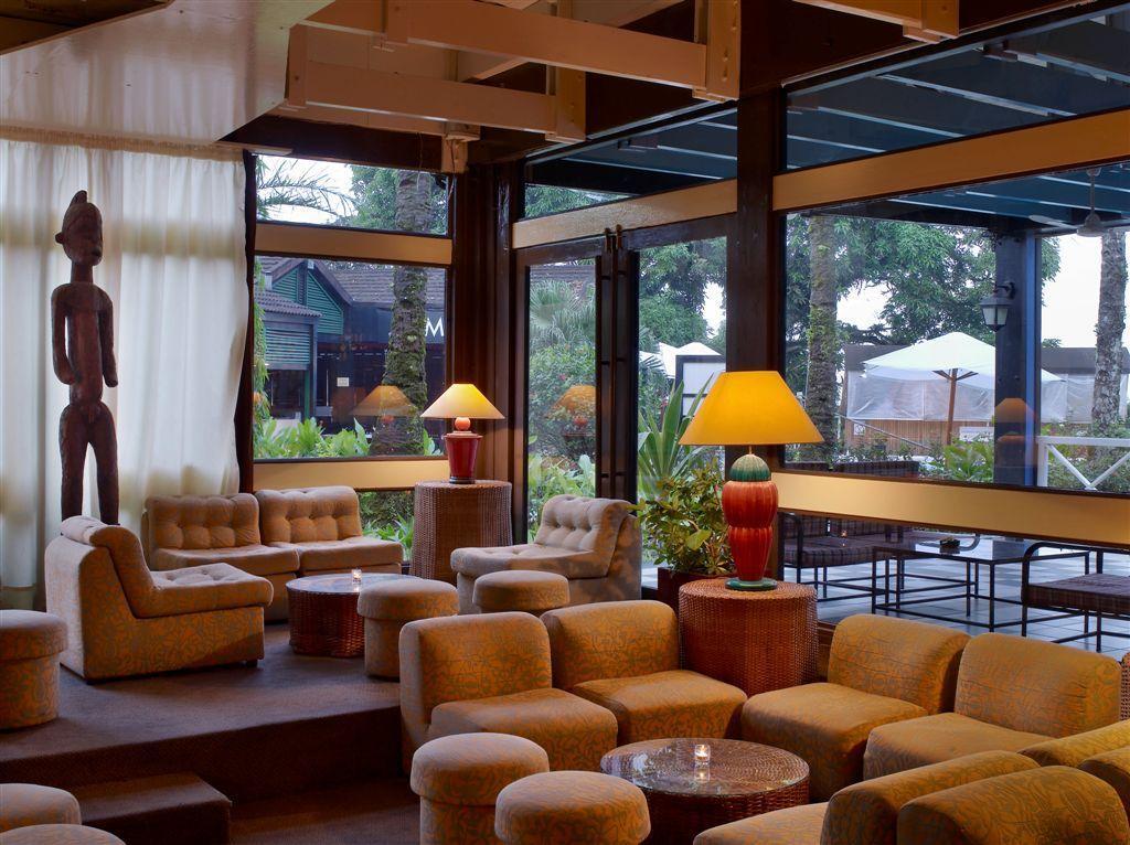 Douala Rabingha Hotel Buitenkant foto