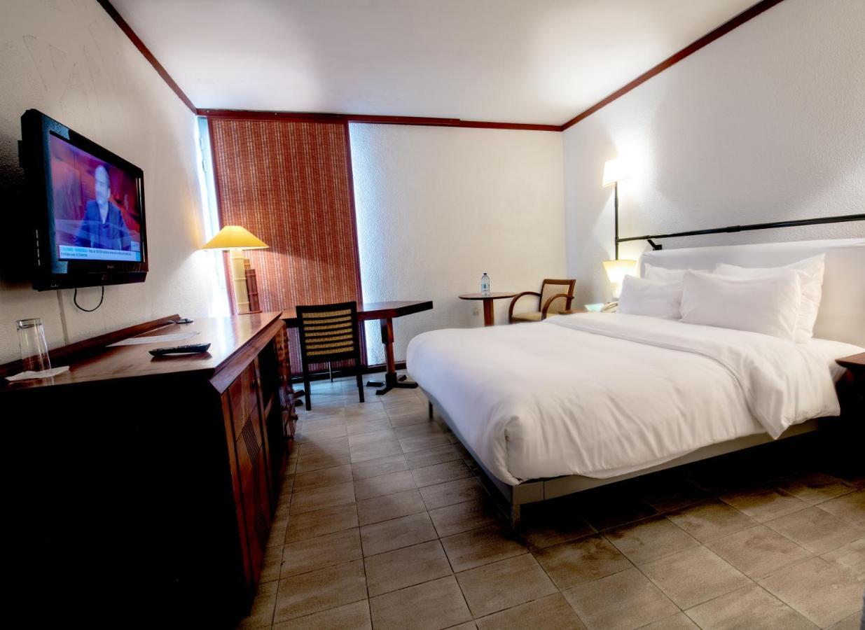 Douala Rabingha Hotel Buitenkant foto